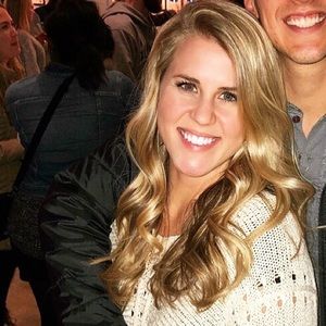 Meet your Posher, Rebecca